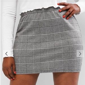 elastic waist plaid mini skirt